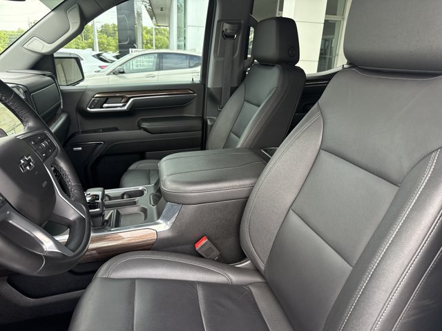 Used 2024 Chevrolet Silverado 1500 RST w/ RST All Star Premium Package AWD/4WD image 5