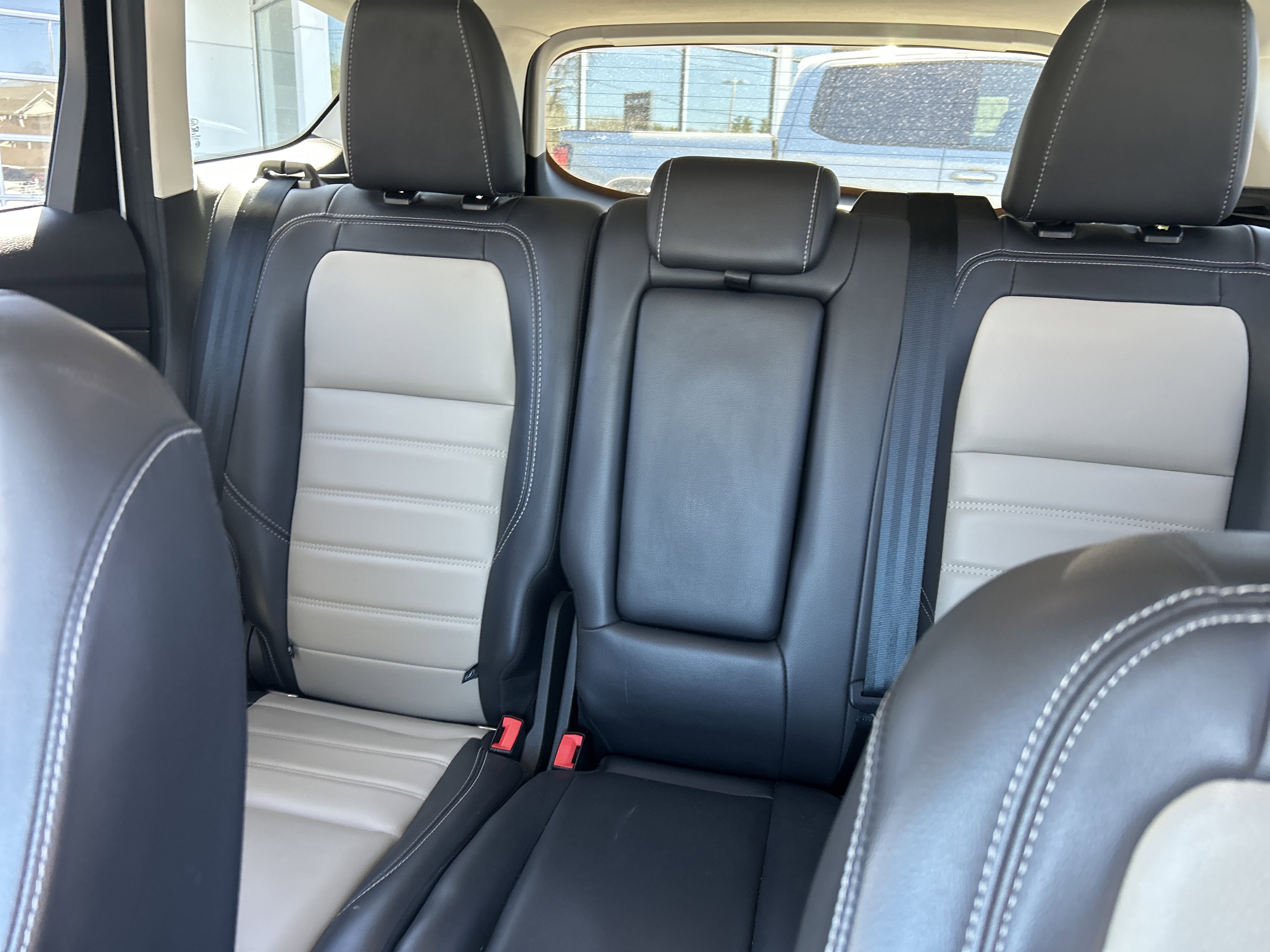 Used 2019 Ford Escape SEL AWD/4WD image 18