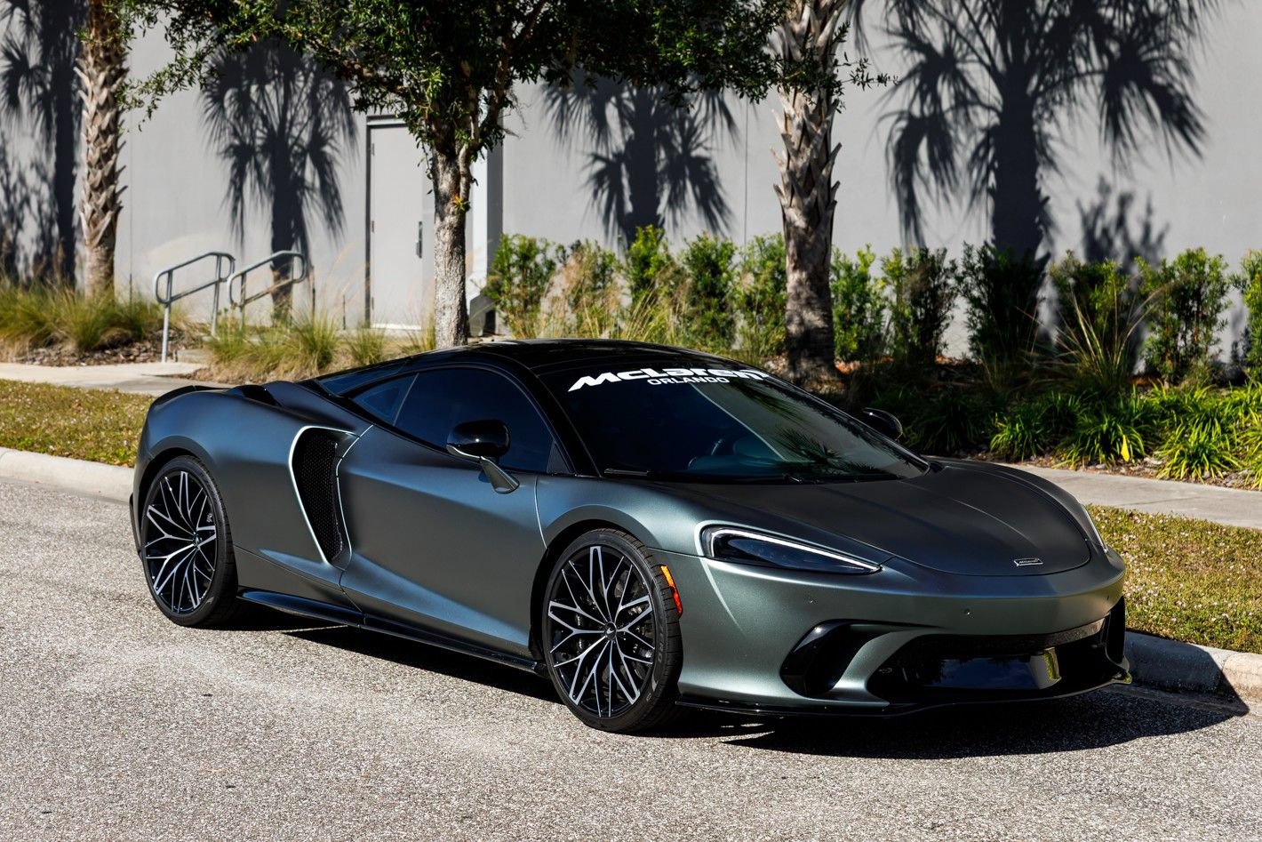 Used 2025 McLaren GTS RWD image 3