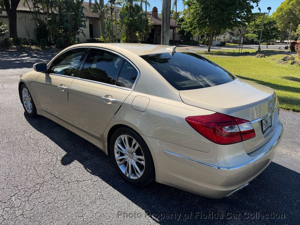 Used 2012 Hyundai Genesis 3.8 w/ Premium Pkg image 3