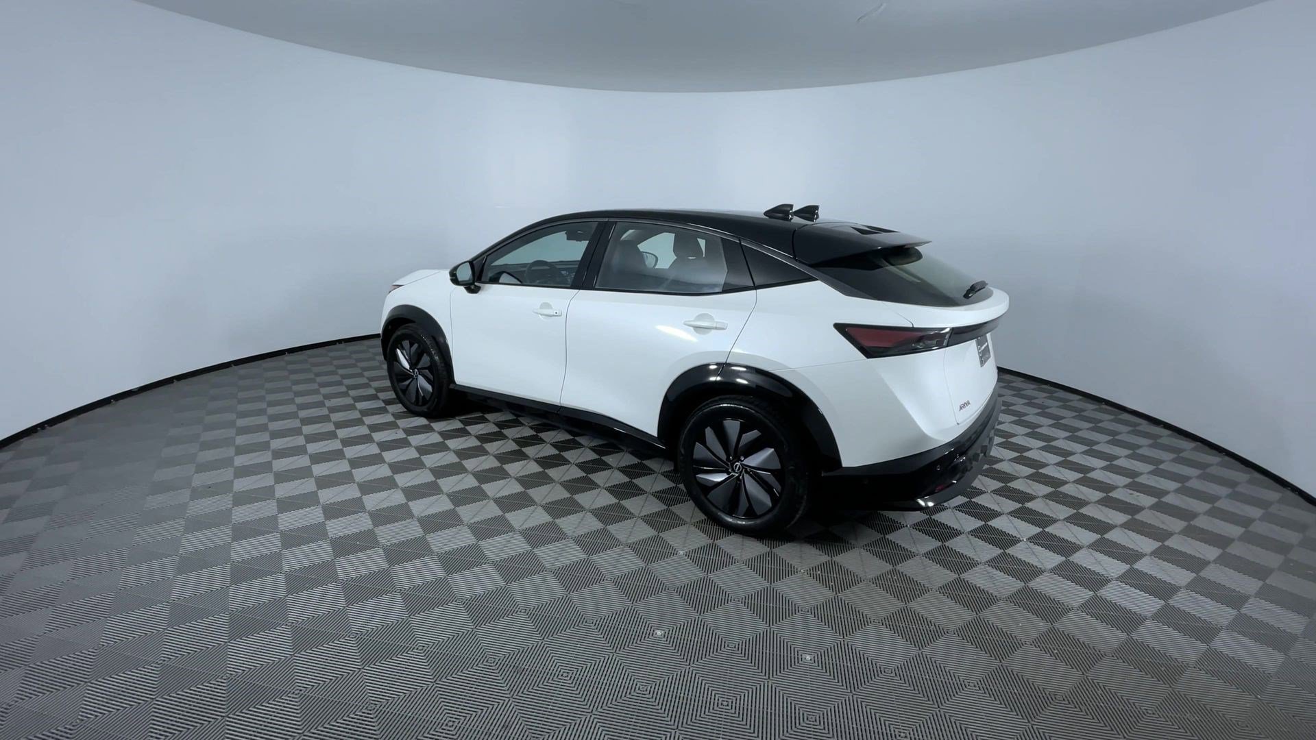 Certified 2024 Nissan Ariya AWD image 7