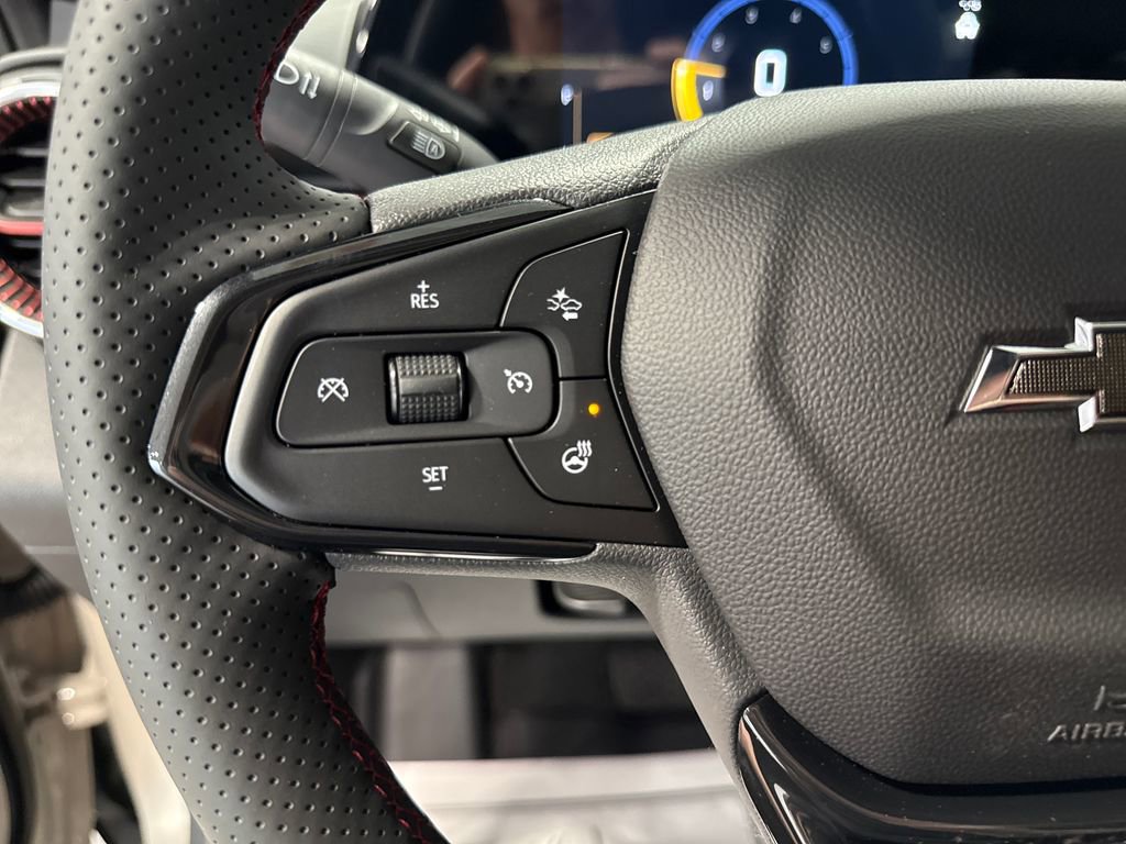 New 2026 Chevrolet Trax RS FWD image 5