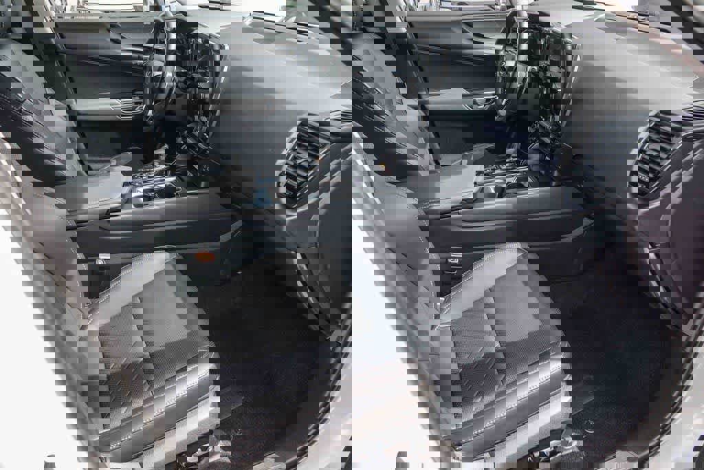 Used 2025 Lexus NX 450h+ AWD w/ Towing Package (2000 Lbs) image 15