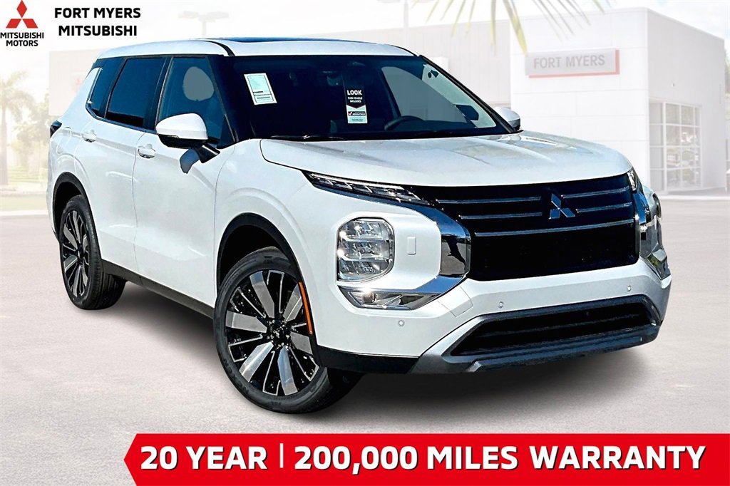 New 2025 Mitsubishi Outlander SE