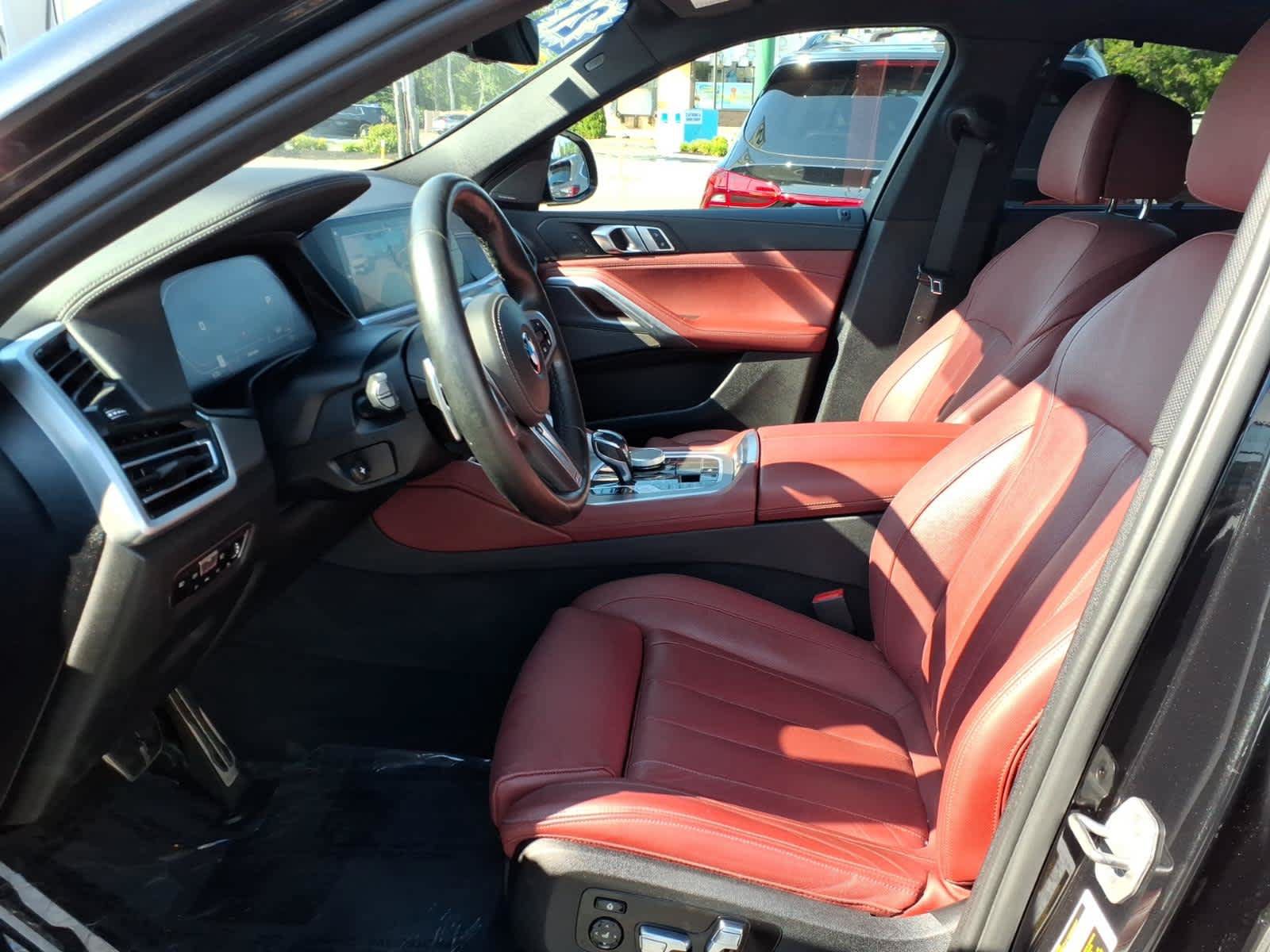 Used 2021 BMW X6 M50i w/ Premium Package AWD/4WD image 11