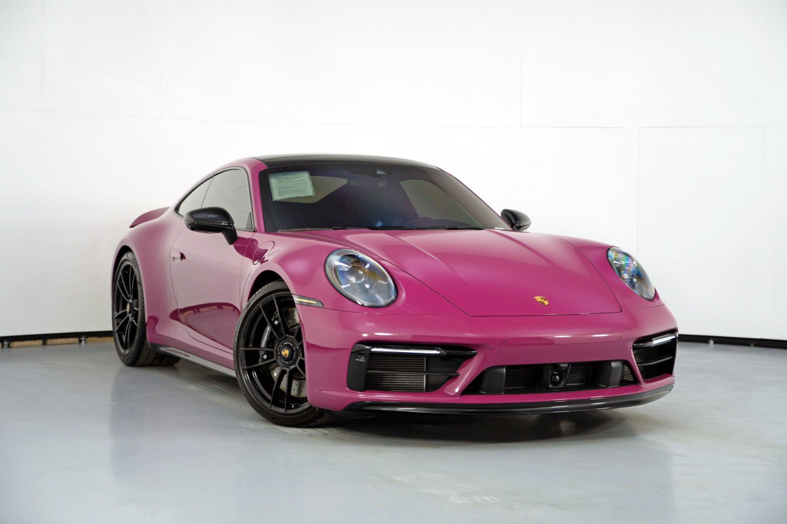 Used 2024 Porsche 911 Carrera GTS w/ Premium Package RWD image 53