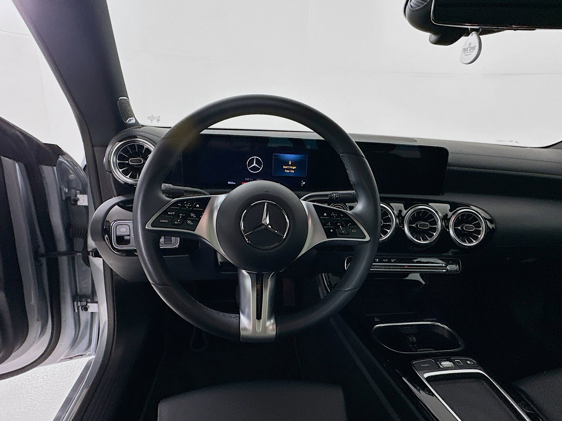 Used 2026 Mercedes-Benz CLA 250 image 12