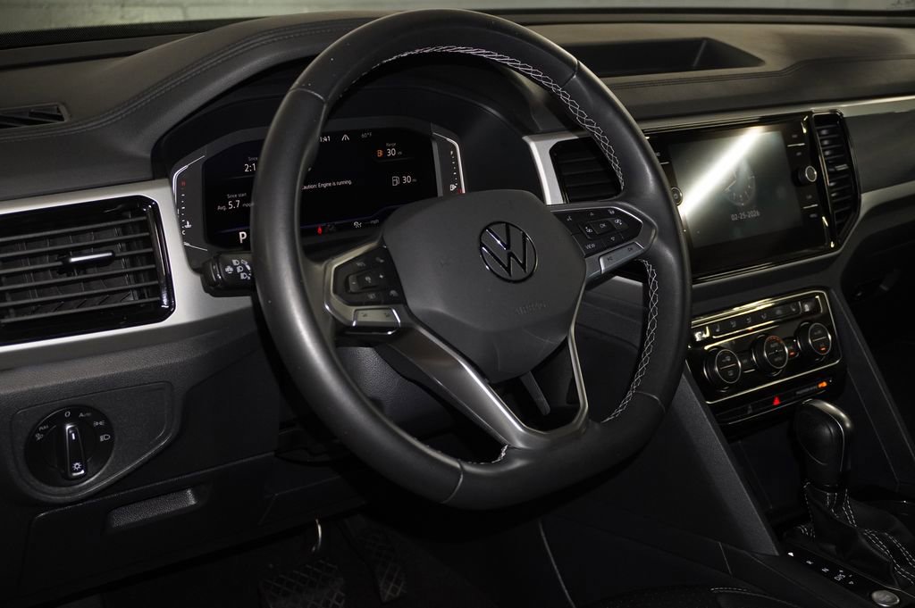 Used 2023 Volkswagen Atlas Cross Sport SEL image 22