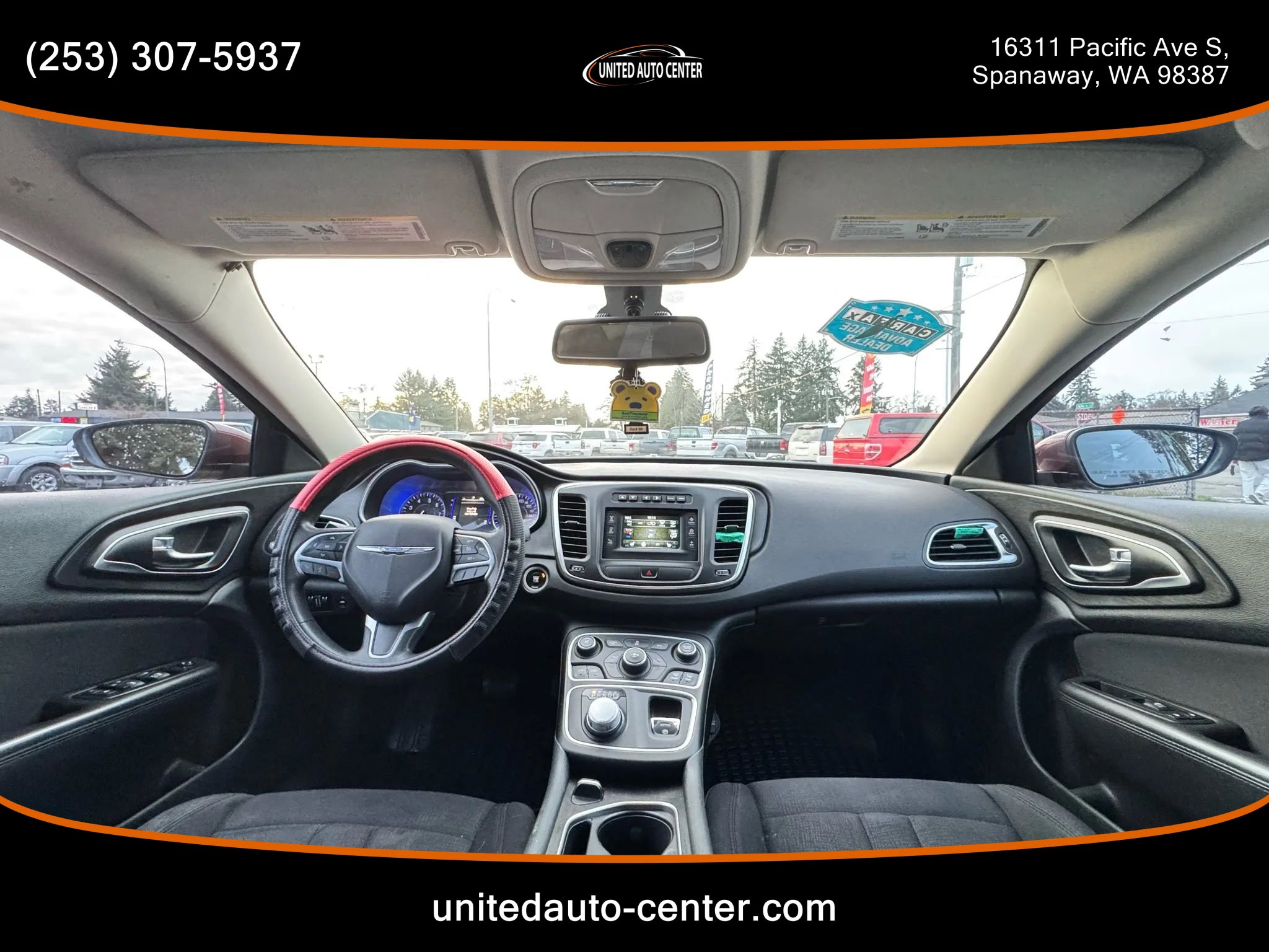 Used 2015 Chrysler 200 Limited image 12