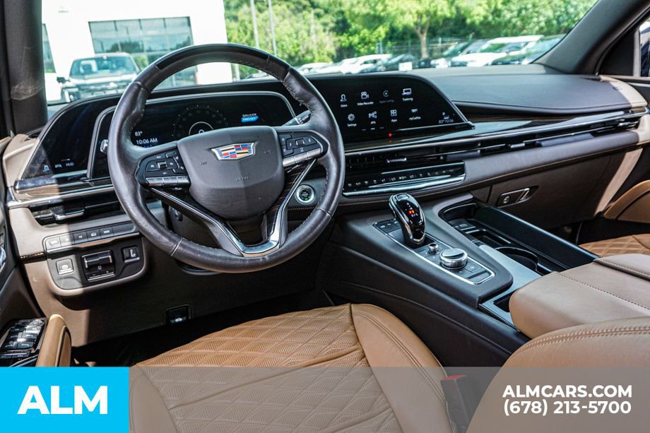 Used 2024 Cadillac Escalade Sport AWD/4WD image 31