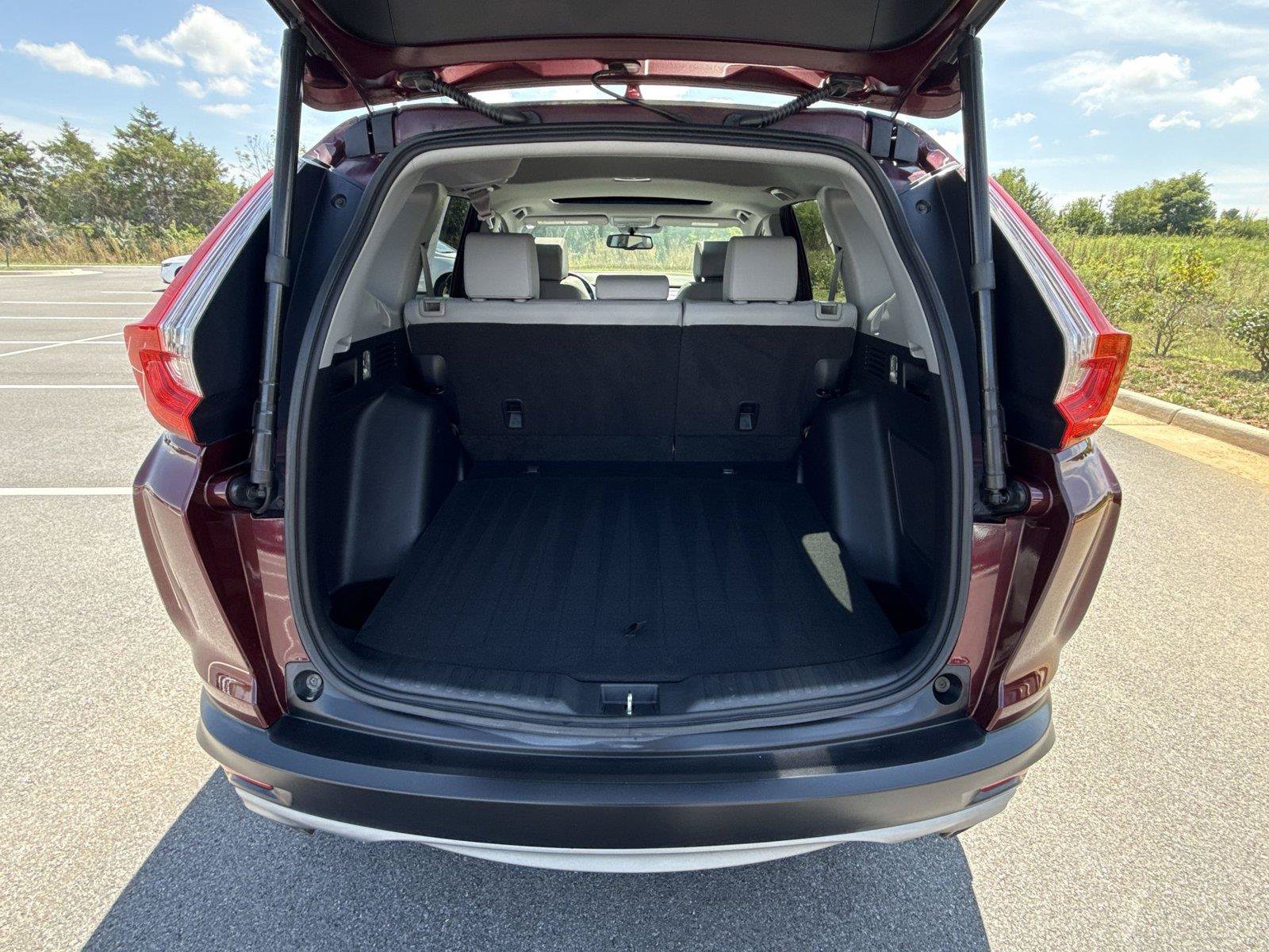 Used 2017 Honda CR-V Touring image 18