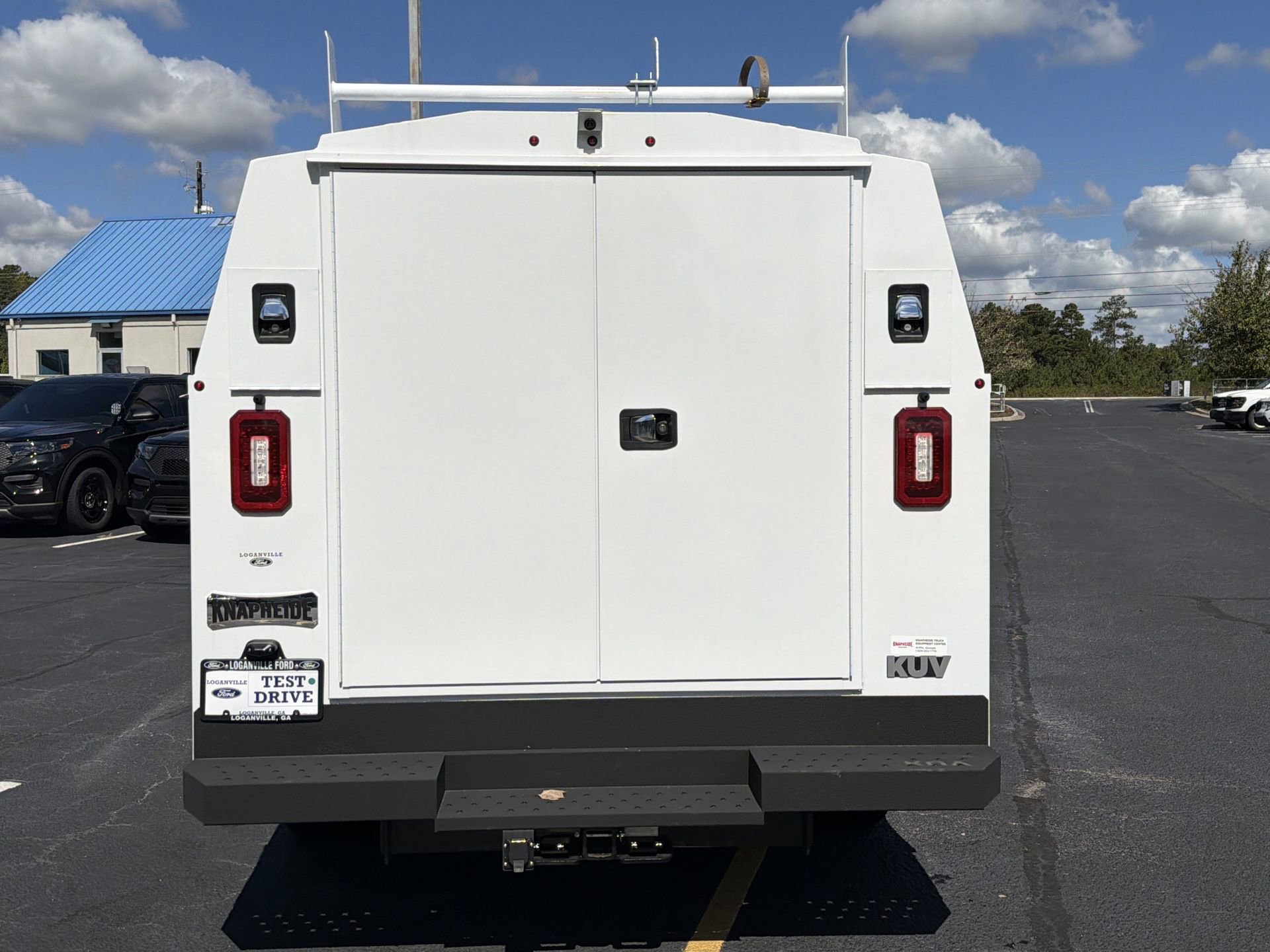 New 2026 Ford E-350 and Econoline 350 Super Duty w/ Power Equipment Group image 19