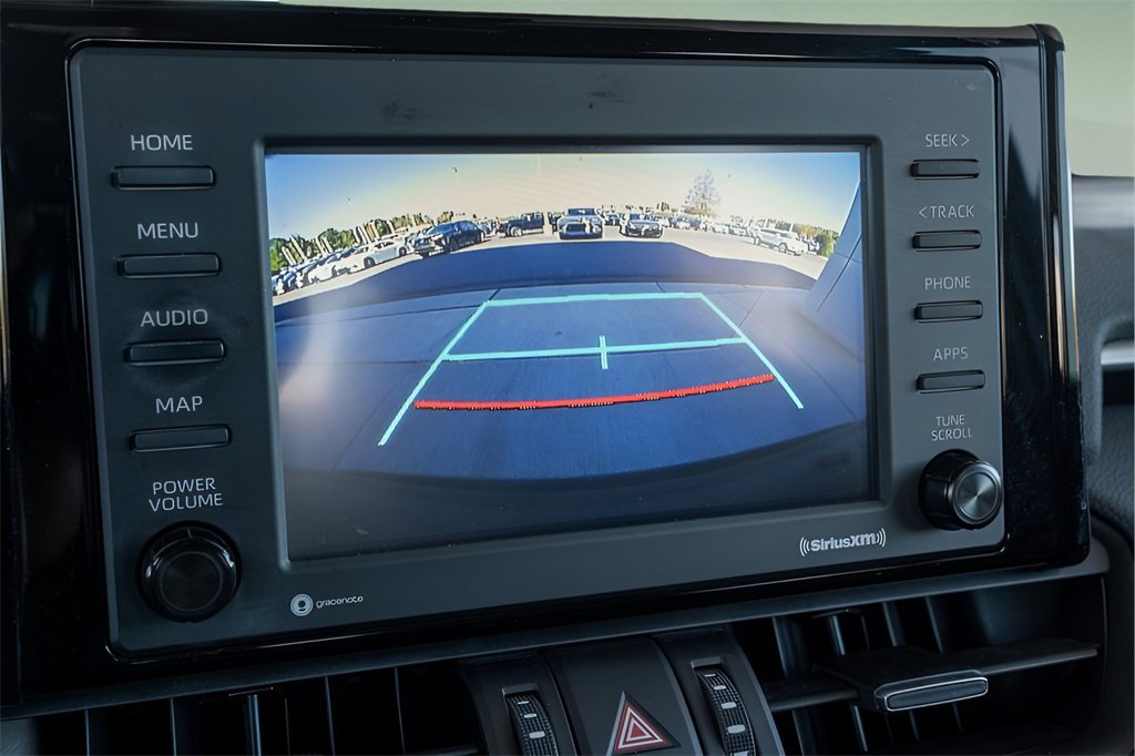 Used 2022 Toyota RAV4 XLE Premium image 10