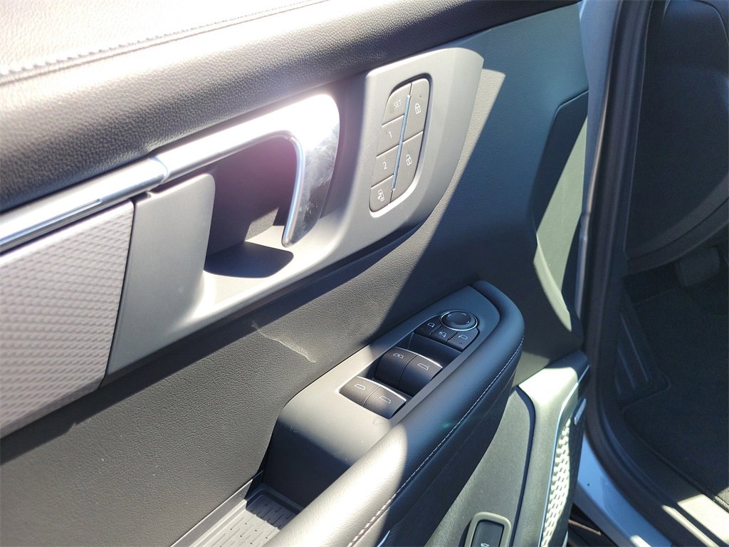 New 2026 Buick Enclave Sport Touring w/ Power Package image 19