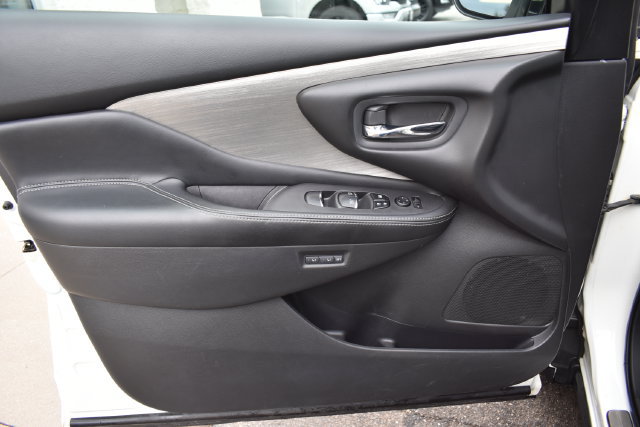 Used 2017 Nissan Murano Platinum AWD/4WD image 19
