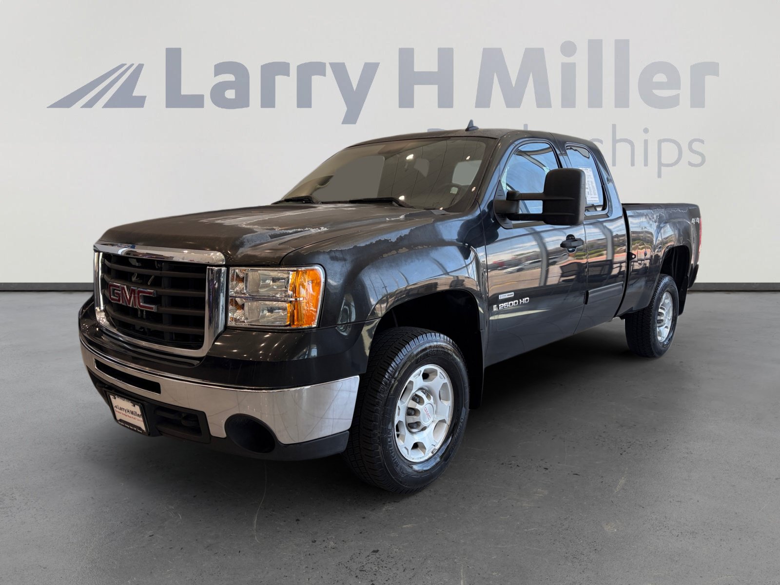 Used 2009 GMC Sierra 2500 SLE AWD/4WD image 1