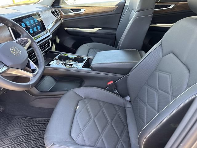 Certified 2024 Volkswagen Atlas SE w/ Panoramic Sunroof Package FWD image 22