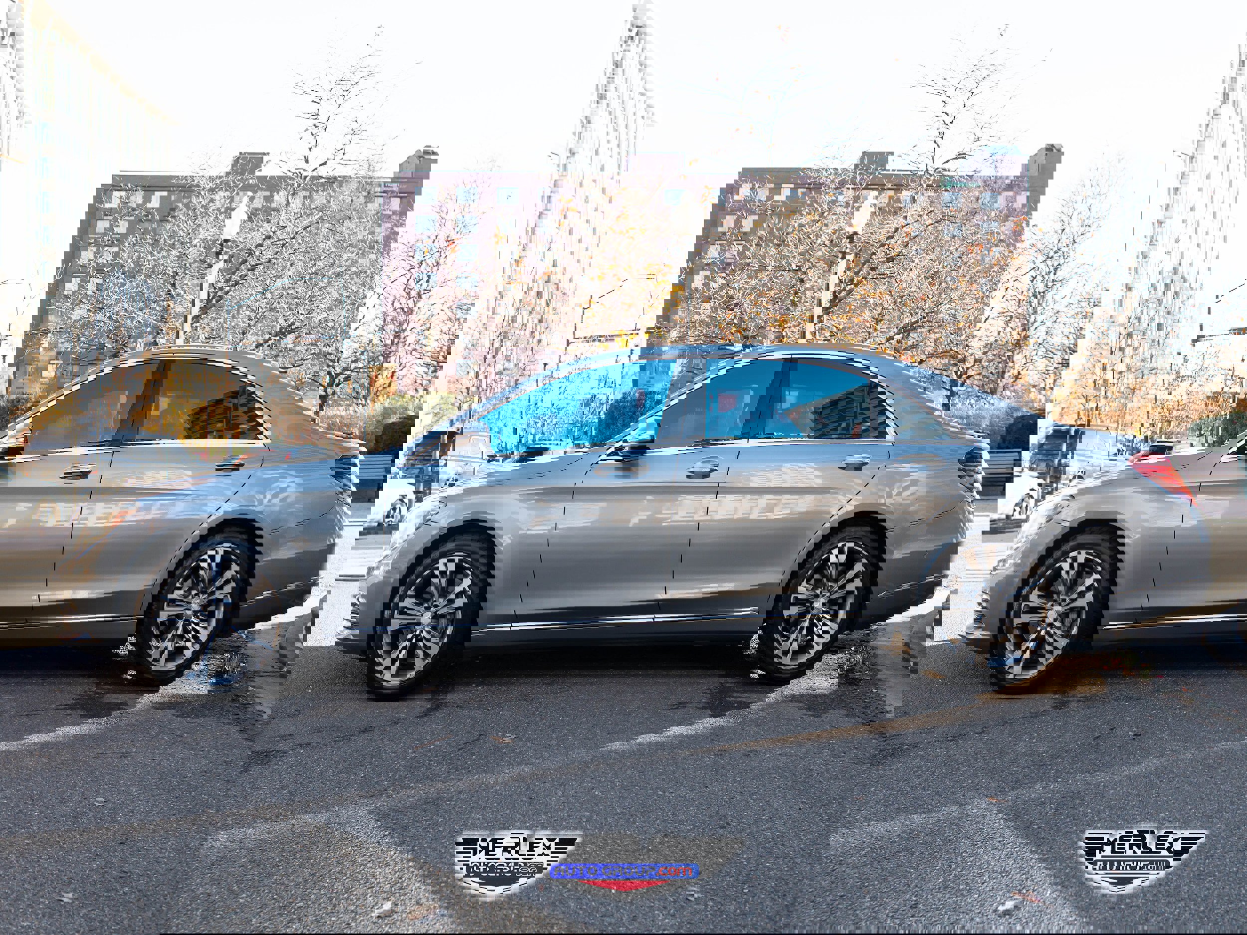 Used 2015 Mercedes-Benz S 550 Sedan w/ Premium 1 Package image 4