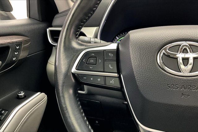 Used 2021 Toyota Highlander Platinum image 21