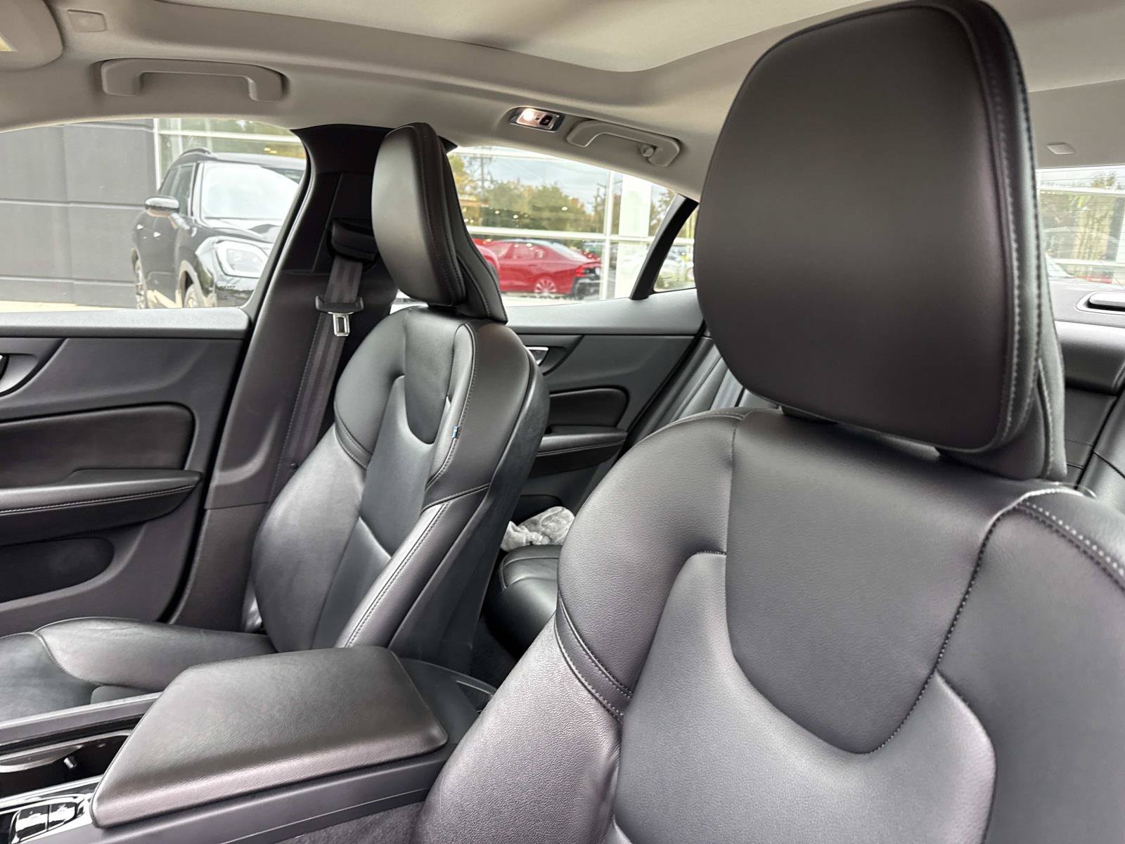 Used 2019 Volvo S60 T5 Momentum w/ Premium Package FWD image 23