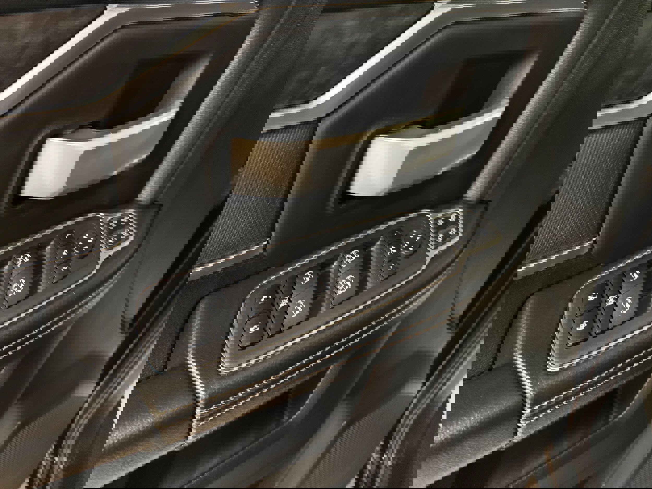 Used 2023 RAM 2500 Laramie w/ Night Edition image 46