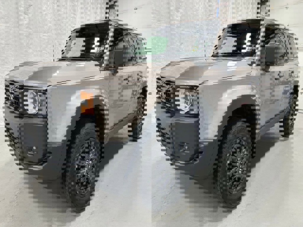 Used 2025 Toyota Land Cruiser 1958 image 3