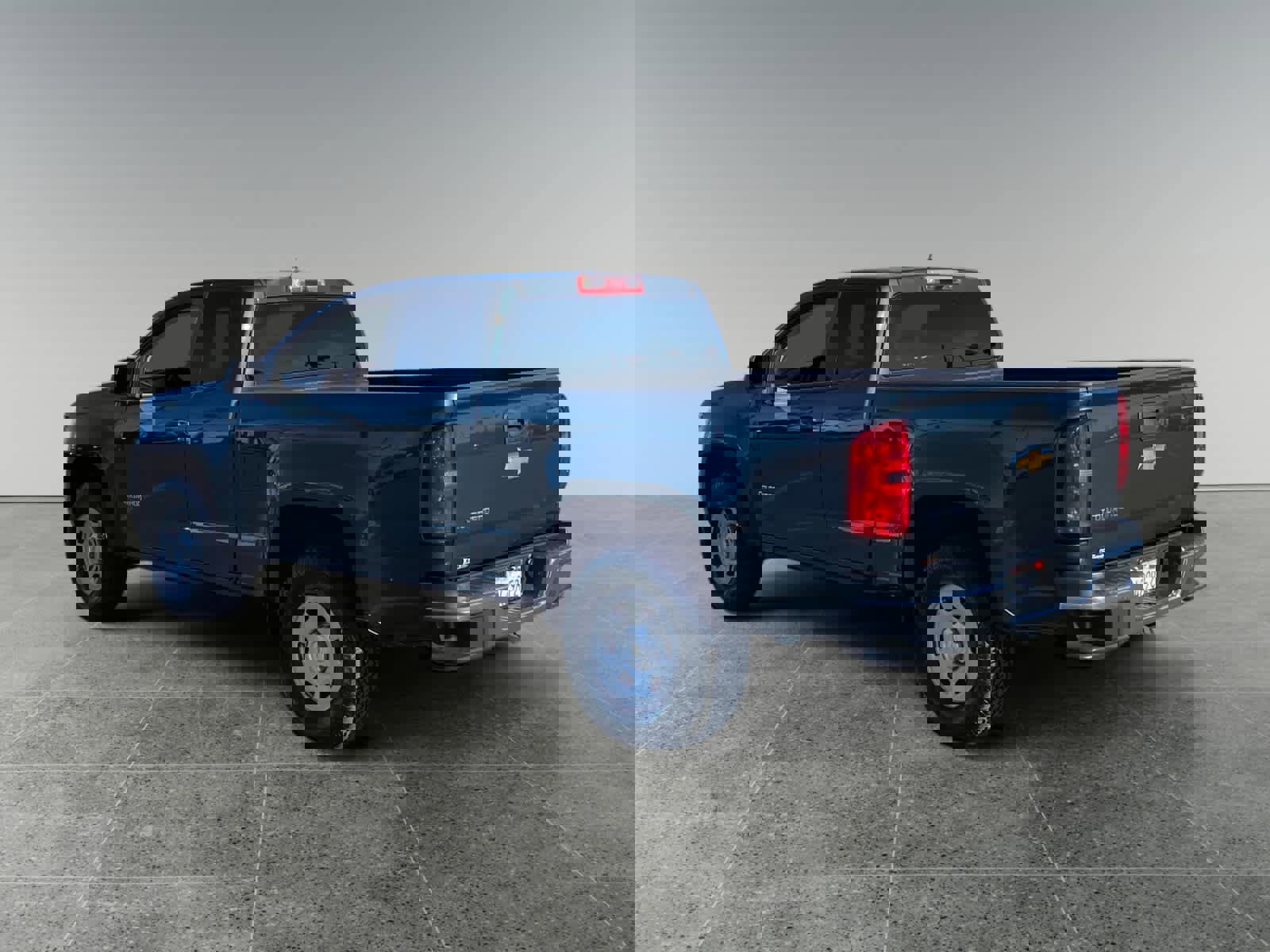 Used 2017 Chevrolet Colorado 2WD Extended Cab image 3