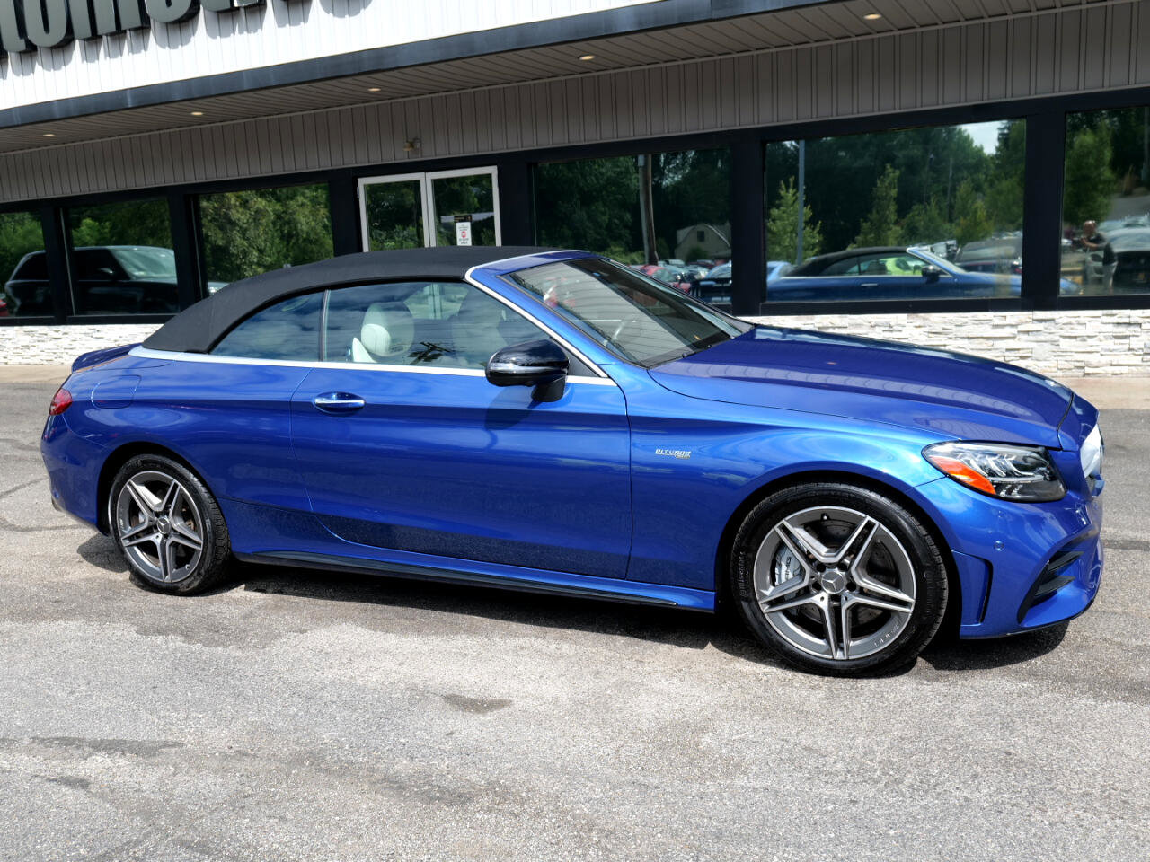 Used 2023 Mercedes-Benz C 43 AMG 4MATIC Cabriolet w/ Multimedia Package image 87