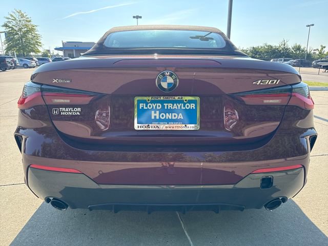 Used 2023 BMW 430i xDrive Convertible w/ M Sport Package image 4