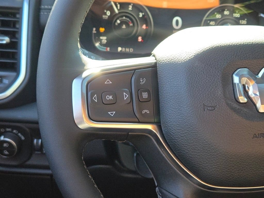 New 2026 RAM 2500 Laramie AWD/4WD image 49