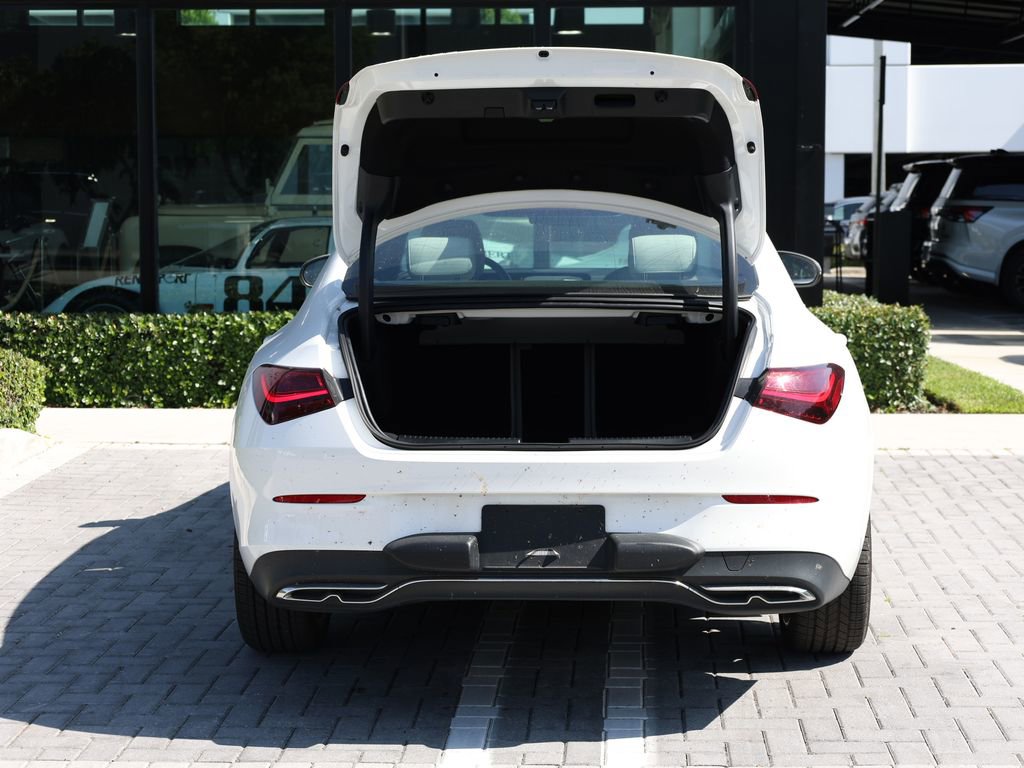 Used 2025 Mercedes-Benz CLA 250 image 7