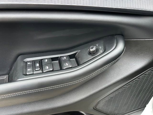 Used 2023 Jeep Grand Cherokee Altitude image 25