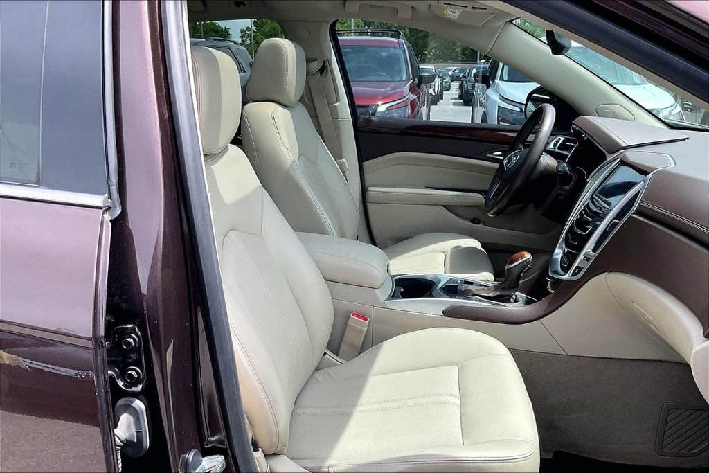 Used 2015 Cadillac SRX Luxury AWD/4WD image 10