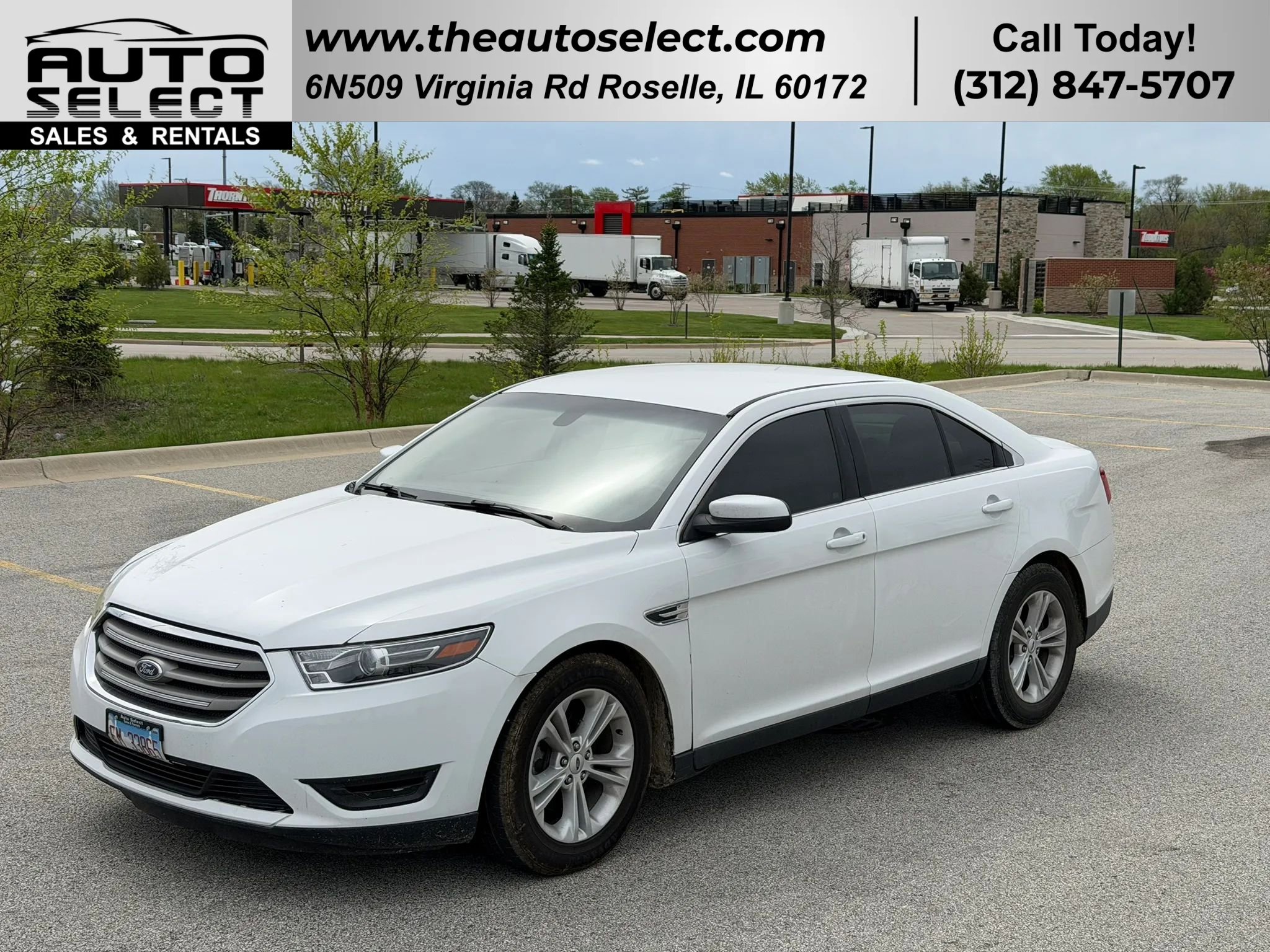 Used 2017 Ford Taurus SEL w/ Equipment Group 201A FWD image 1