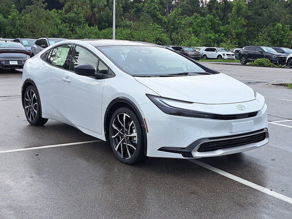 New 2026 Toyota Prius XSE image 2