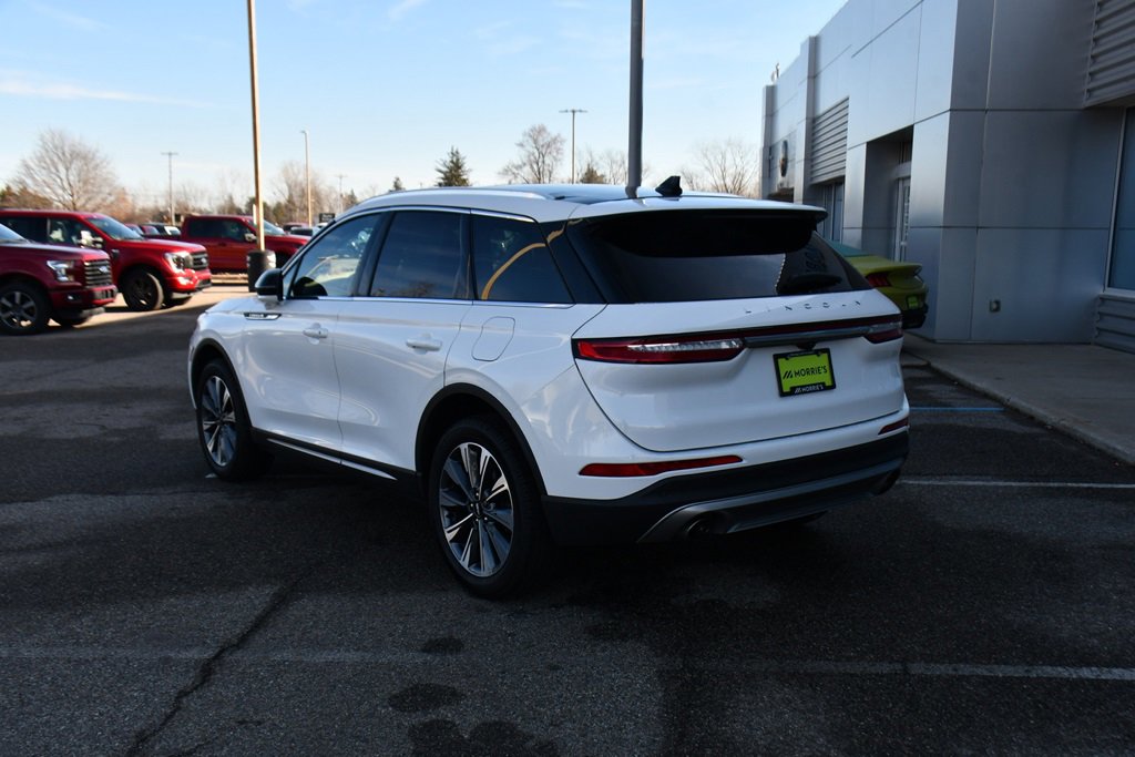 Used 2022 Lincoln Corsair Reserve w/ Elements Package image 4