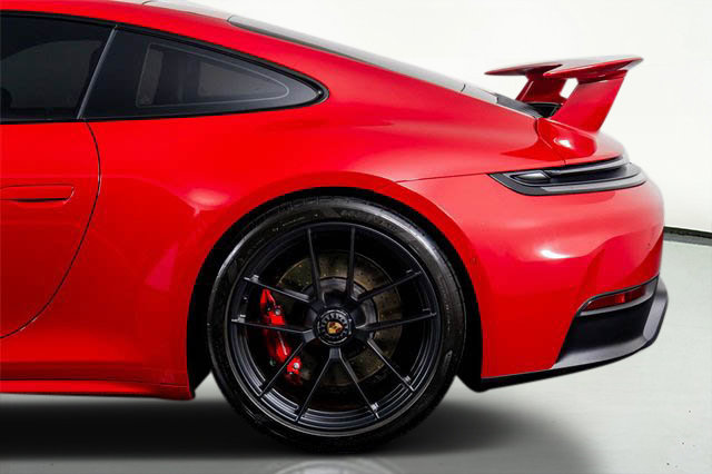 Used 2025 Porsche 911 Carrera 4 GTS image 17