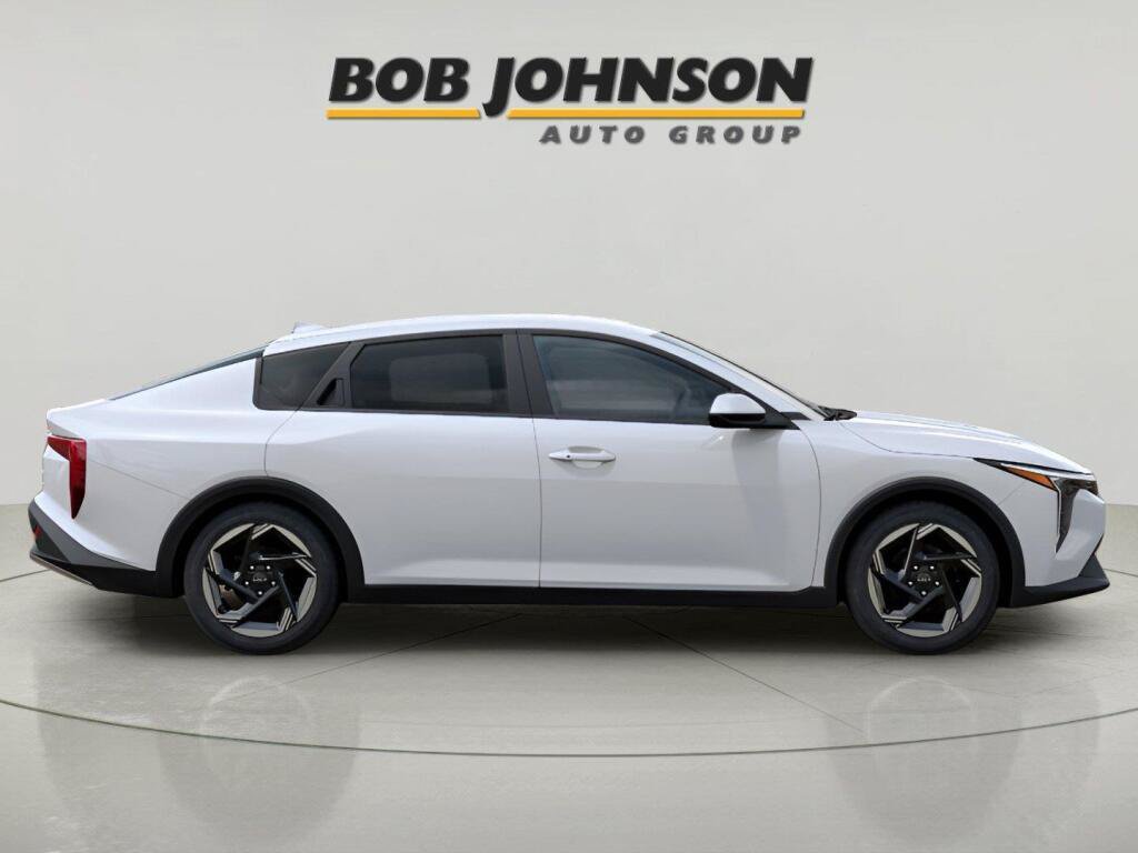 New 2026 Kia K4 EX FWD image 8
