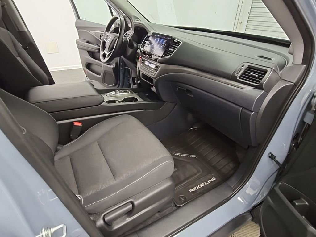 Used 2024 Honda Ridgeline Sport image 38