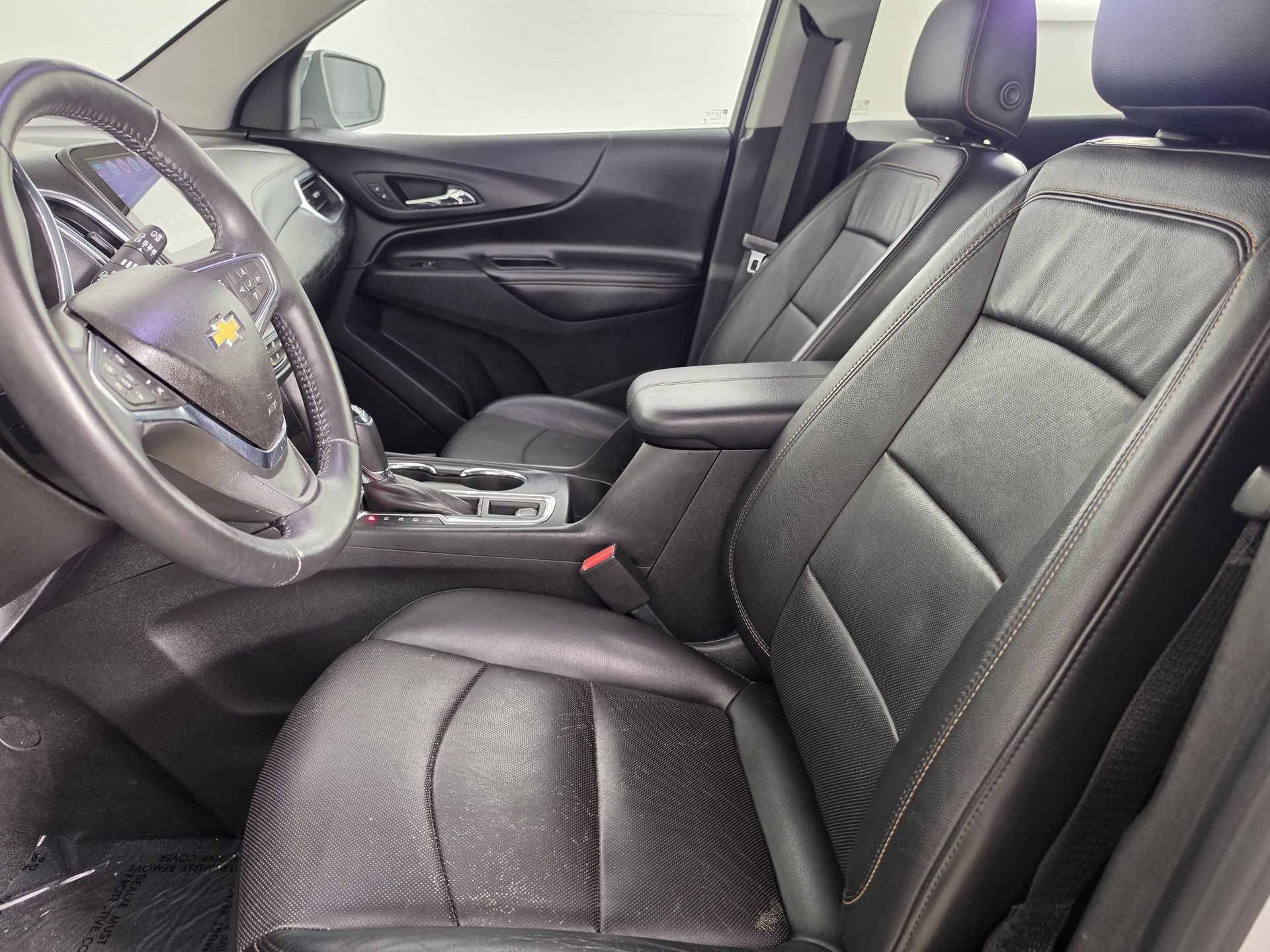 Used 2018 Chevrolet Equinox Premier FWD image 16