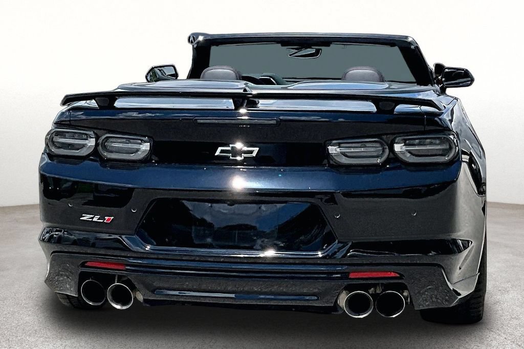 Used 2022 Chevrolet Camaro ZL1 RWD image 5