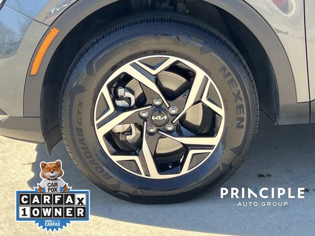 Used 2024 Kia Sportage LX AWD/4WD image 9