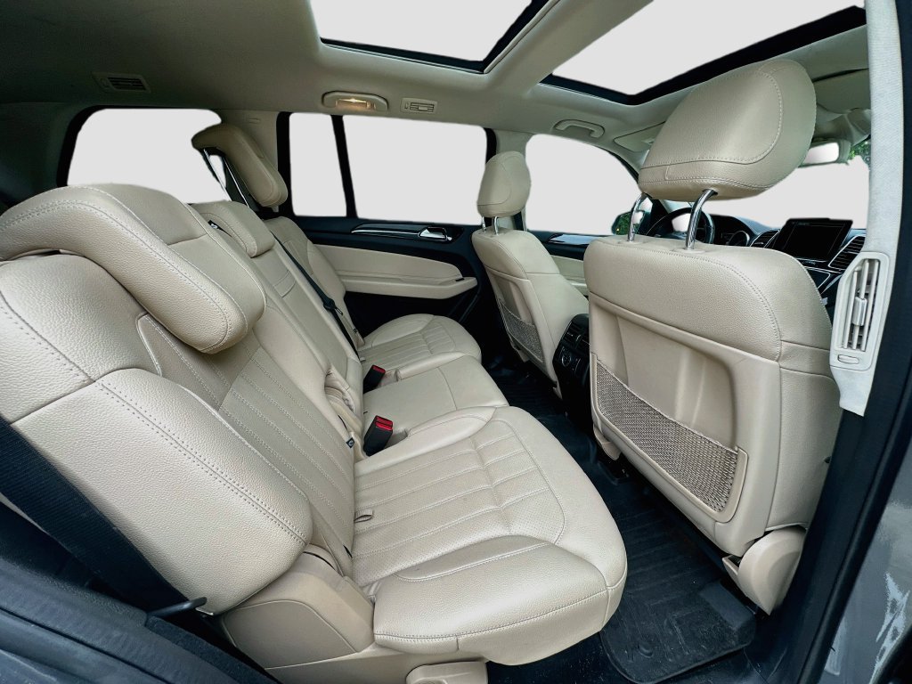 Used 2019 Mercedes-Benz GLS 450 4MATIC image 30
