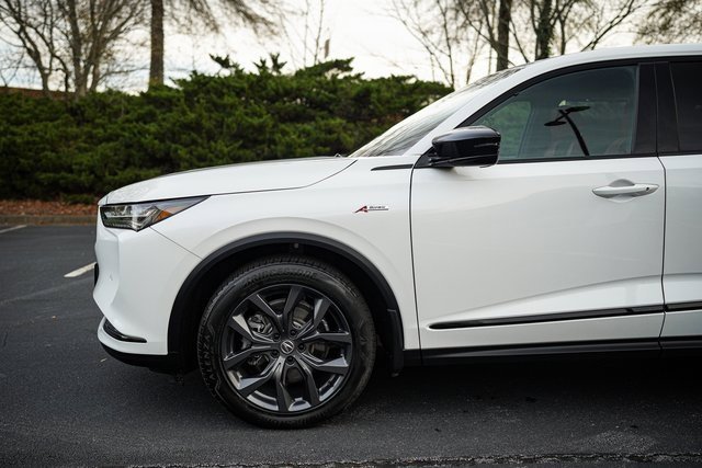 Used 2023 Acura MDX A-Spec image 5