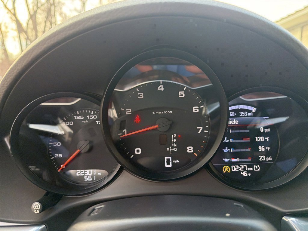 Used 2017 Porsche 718 Cayman image 12