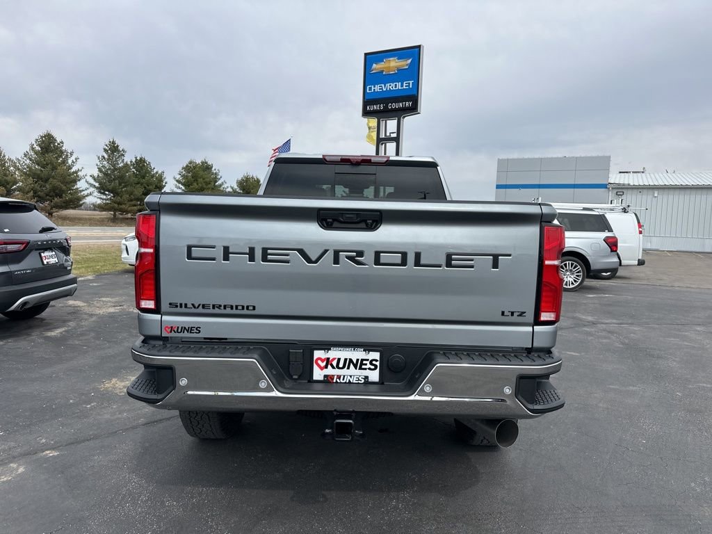 New 2026 Chevrolet Silverado 2500 LTZ w/ LTZ Convenience Package AWD/4WD image 12