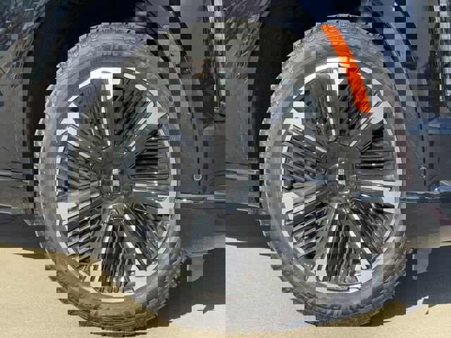 New 2025 Cadillac Escalade IQ Sport 2 video 3