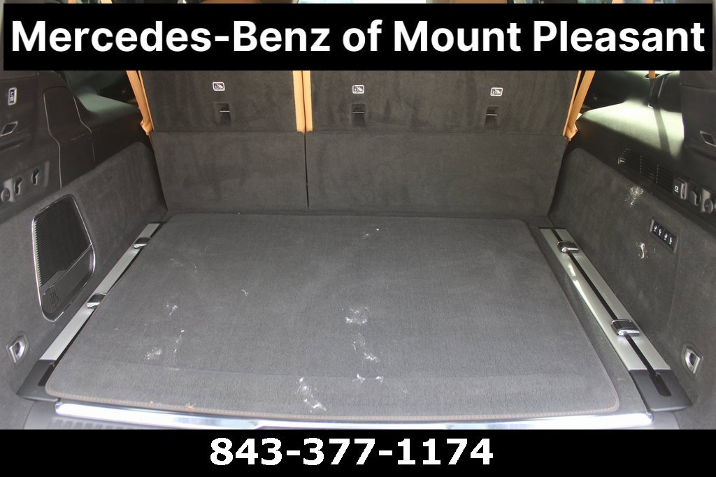 Used 2023 Jeep Grand Wagoneer L Series III w/ Rear Seat Video Group 1 image 8