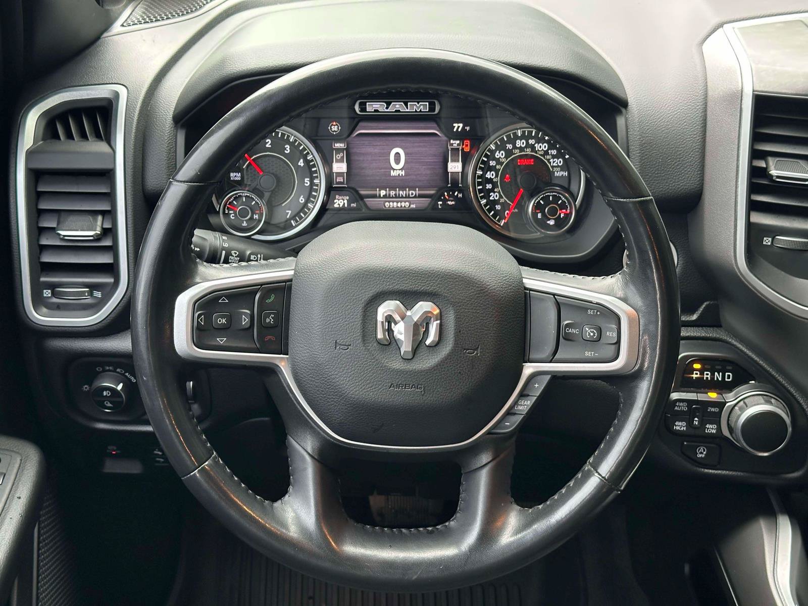Used 2022 RAM 1500 Big Horn AWD/4WD image 12