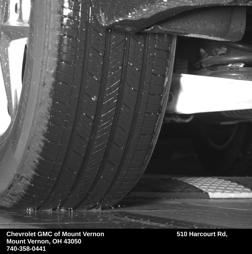 Used 2022 Chevrolet Equinox LS w/ LPO, Floor Liner Package FWD image 34